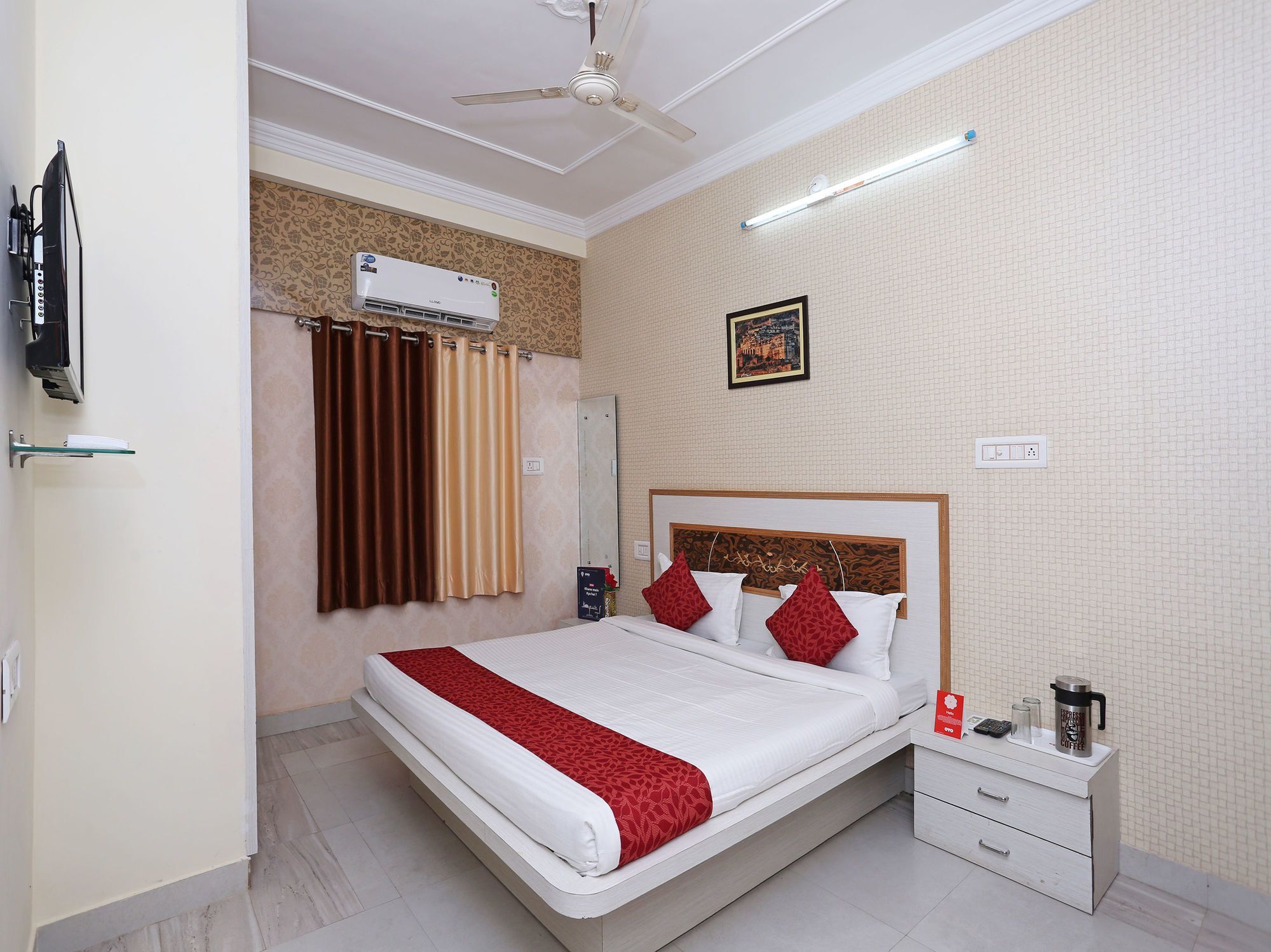 Oyo 10104 Radhika Resort Kota  Buitenkant foto