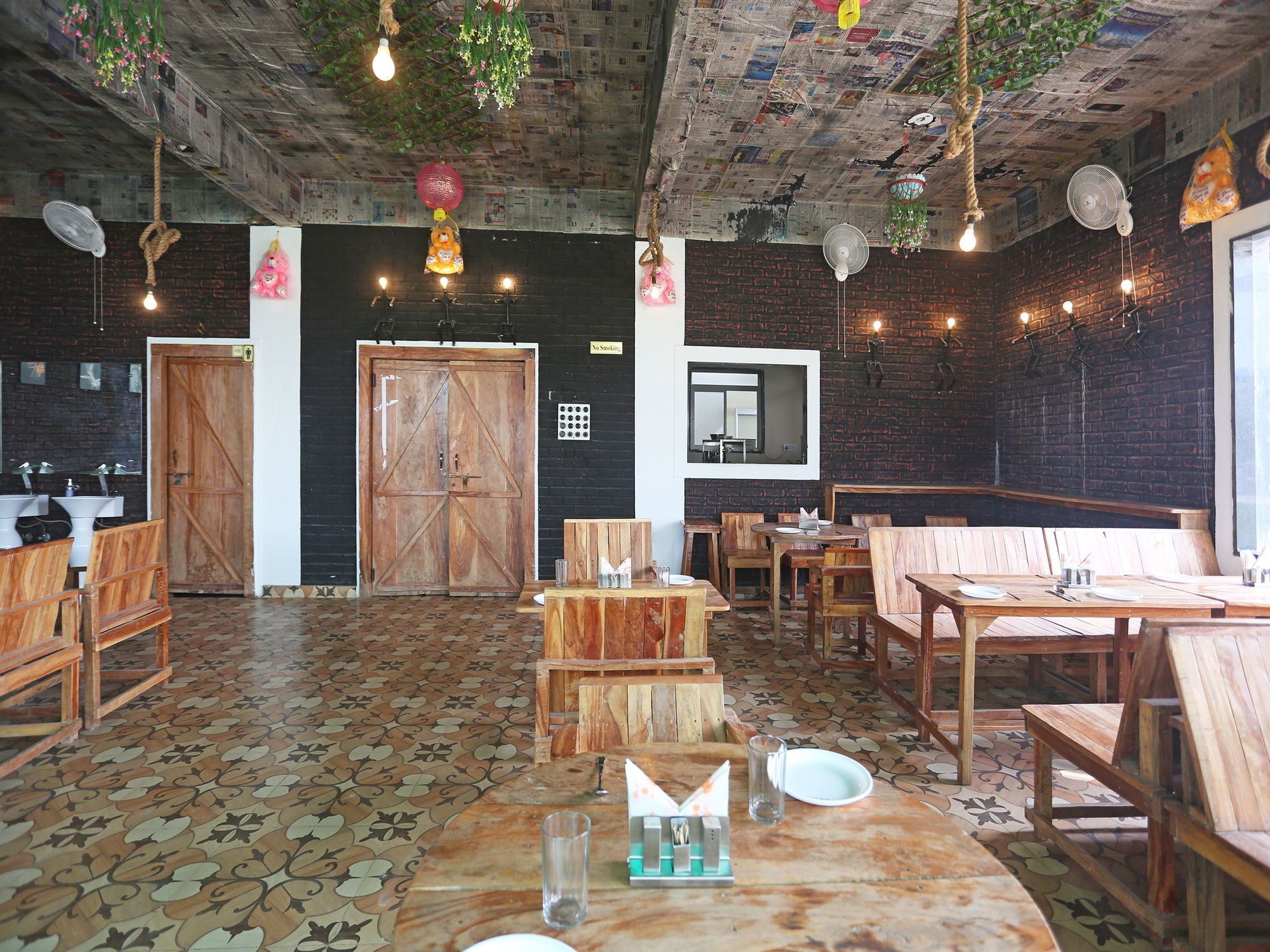 Oyo 10104 Radhika Resort Kota  Buitenkant foto